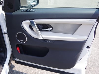 2025 LAND Rover DISCOVERY SPORT thumbnail 21