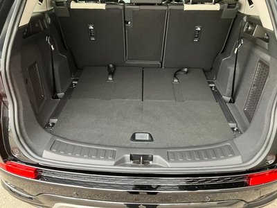 2025 LAND Rover DISCOVERY SPORT thumbnail 30