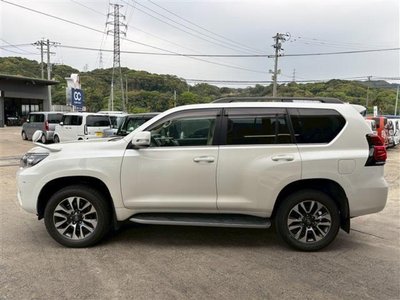 صورة 11 لـ 2023 Toyota LAND CRUISER PRADO