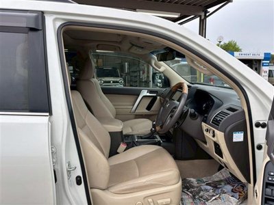 صورة 16 لـ 2023 Toyota LAND CRUISER PRADO