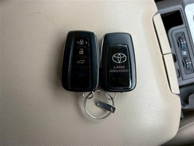 2023 Toyota LAND CRUISER PRADO — фото 32