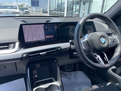 2025 BMW X1 thumbnail 42