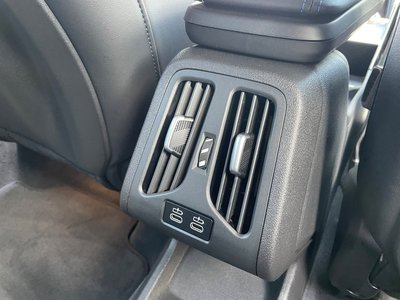 2025 BMW X1 thumbnail 33