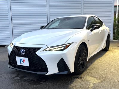 2022 Lexus IS thumbnail 29