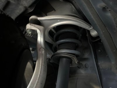 2022 Lexus IS thumbnail 22