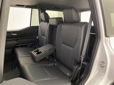 صورة 9 لـ 2025 Toyota LAND CRUISER 250