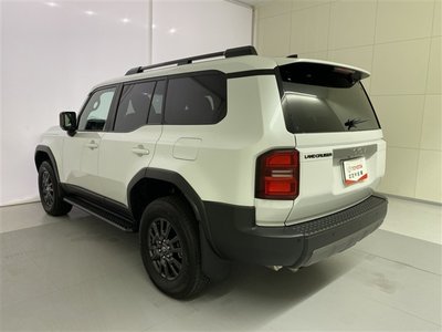 صورة 4 لـ 2025 Toyota LAND CRUISER 250