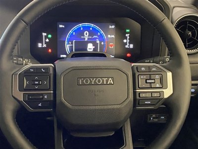 صورة 13 لـ 2025 Toyota LAND CRUISER 250