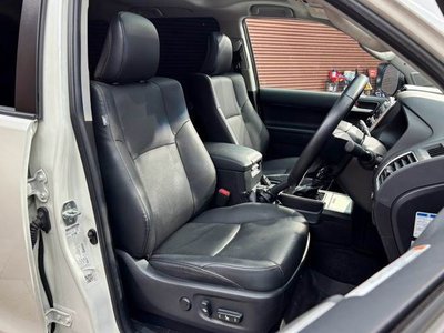 2022 Toyota LAND CRUISER PRADO 照片 11