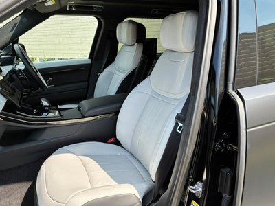 2025 LAND Rover RANGE ROVER SPORT photo 3