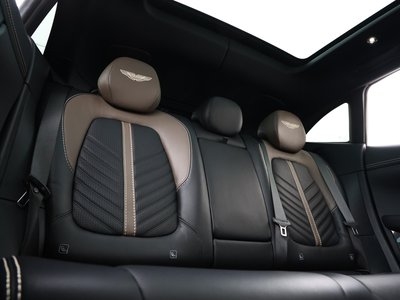 2023 Aston Martin DBX 照片 15