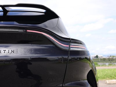 2023 Aston Martin DBX 照片 8