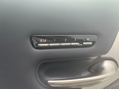 صورة 37 لـ 2023 Lexus LS