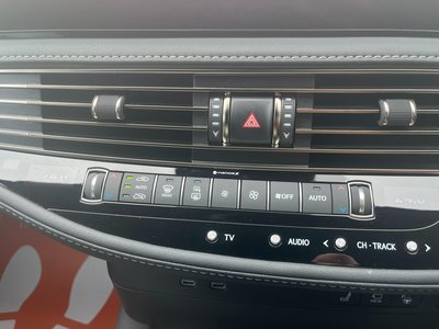 صورة 15 لـ 2023 Lexus LS