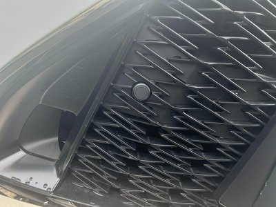 صورة 76 لـ 2023 Lexus LS