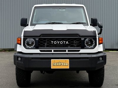 2024 Toyota LAND CRUISER 70 photo 9