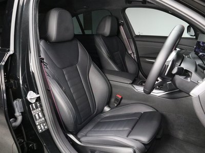 2025 BMW 3 SERIES 照片 8