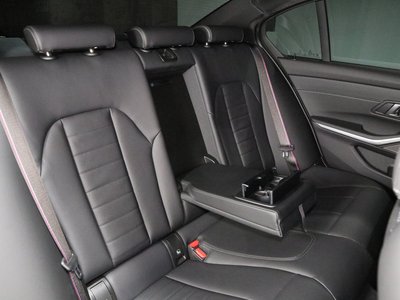 2025 BMW 3 SERIES 照片 10