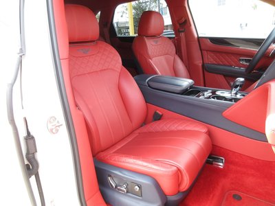 2017 Bentley BENTAYGA — миниатюра 102