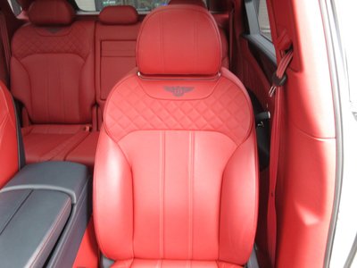 2017 Bentley BENTAYGA — миниатюра 32