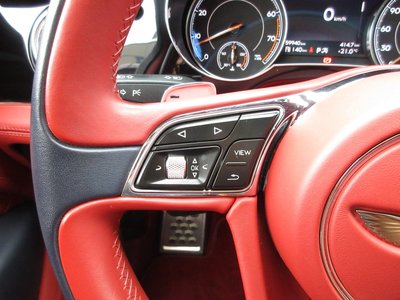 2017 Bentley BENTAYGA — миниатюра 41