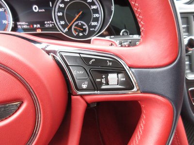 2017 Bentley BENTAYGA — миниатюра 42