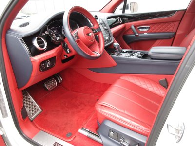 2017 Bentley BENTAYGA — миниатюра 25