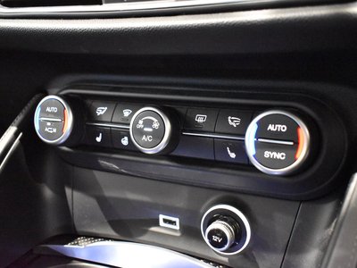2019 ALFA Romeo STELVIO — фото 13
