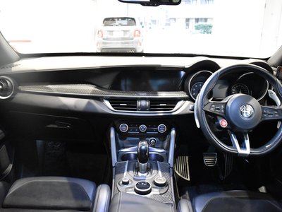 2019 ALFA Romeo STELVIO — фото 7