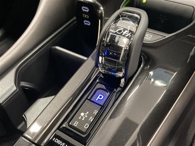 2026 Toyota CROWN SPORT — миниатюра 32