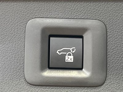 2025 Toyota ALPHARD 照片 8