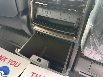 2026 Toyota ALPHARD 照片 60