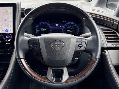 2024 Toyota ALPHARD — фото 8