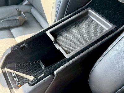 2025 Cadillac XT4 — миниатюра 54