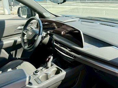 2025 Cadillac XT4 — миниатюра 24