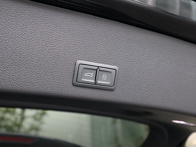 صورة مصغرة 291 لـ 2024 AUDI E-TRON