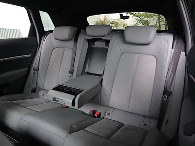 صورة مصغرة 350 لـ 2024 AUDI E-TRON
