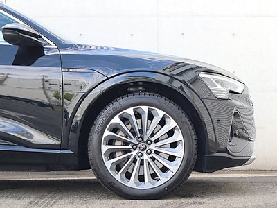 صورة مصغرة 122 لـ 2024 AUDI E-TRON