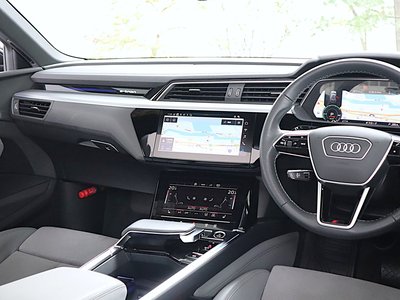 صورة مصغرة 156 لـ 2024 AUDI E-TRON