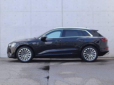 صورة مصغرة 98 لـ 2024 AUDI E-TRON