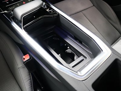 صورة مصغرة 205 لـ 2024 AUDI E-TRON