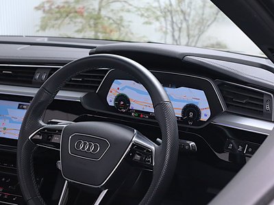 صورة مصغرة 139 لـ 2024 AUDI E-TRON