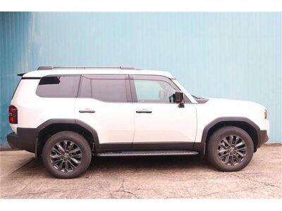 صورة 4 لـ 2024 Toyota LAND CRUISER 250