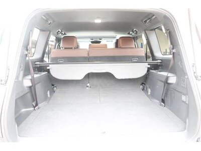 صورة 33 لـ 2024 Toyota LAND CRUISER 250