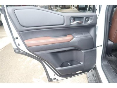 صورة 42 لـ 2024 Toyota LAND CRUISER 250
