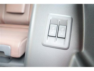 صورة 27 لـ 2024 Toyota LAND CRUISER 250