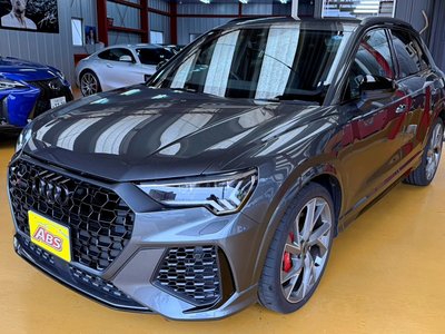 2024 AUDI RS Q3 photo 2