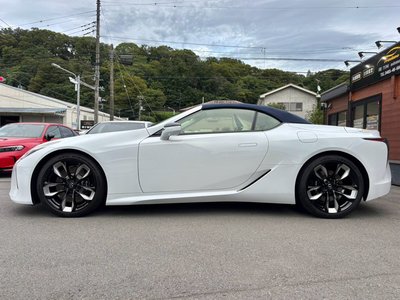 2025 Lexus LC CONVERTIBLE photo 8