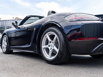 2017 Porsche 718 — фото 19