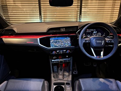2021 AUDI RS Q3 照片 19